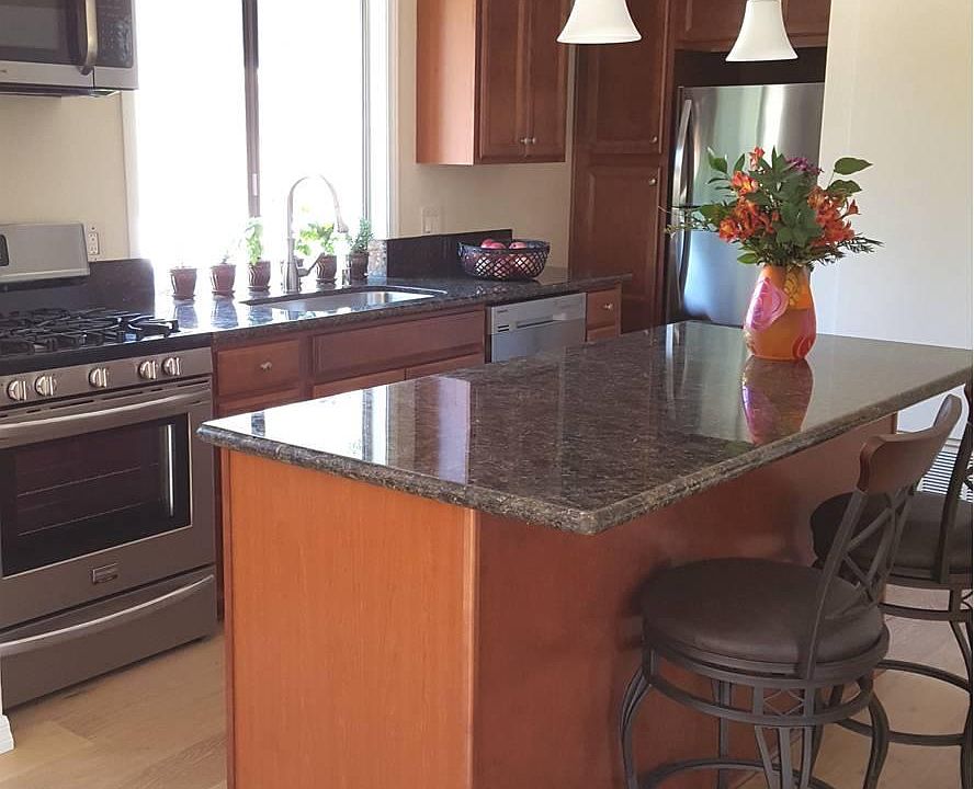 NEWLY REMODELED KITCHEN