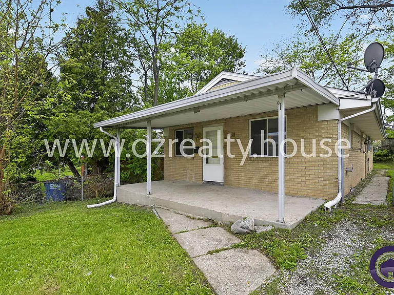 732 Coyne Ave — Photo 17