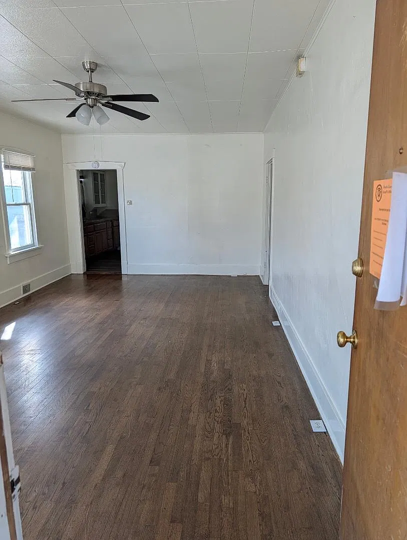 2131 Spruce — Photo 3