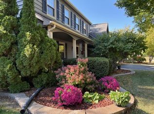 1528 Sequoia Rd, Naperville, IL