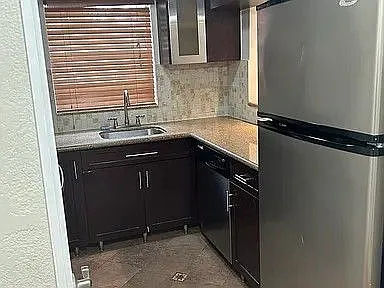 1300 Moffett St #314 — Photo 2