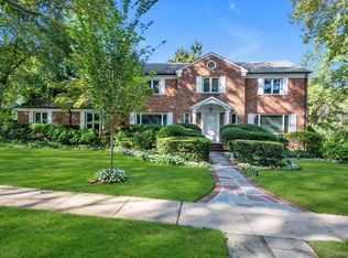 2 Chester Drive, Great Neck, NY 11021