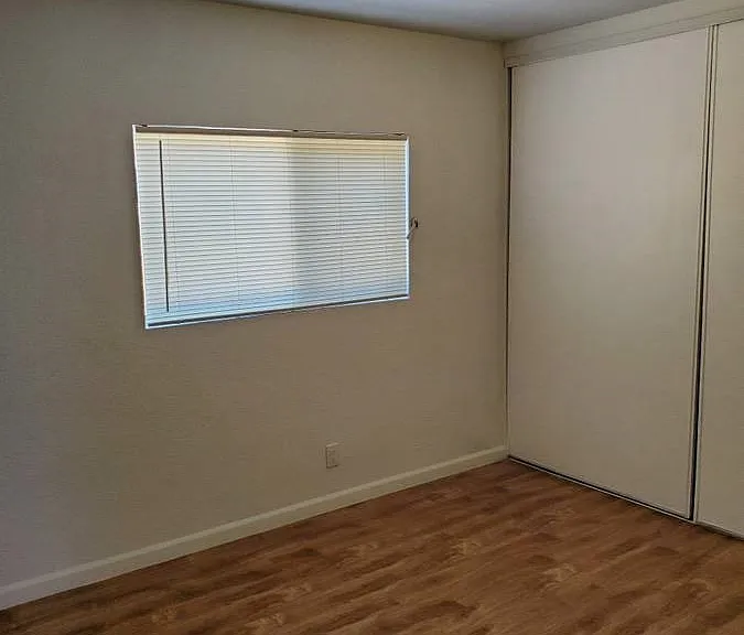 1370 S Thomas St — Photo 3