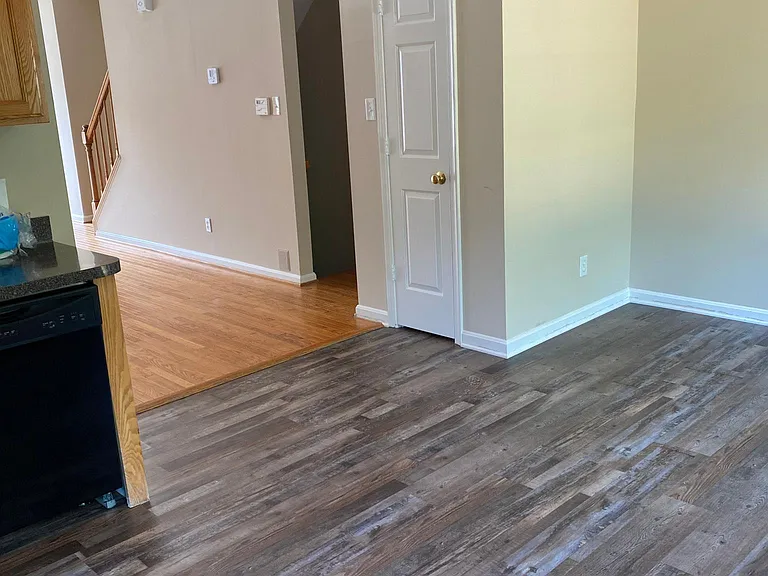 402 Dundee Pl — Photo 21