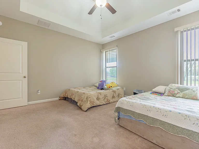 13435 Lapstone Ln — Photo 21