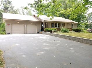 12 Nonesuch Rd, Gorham, ME 04038