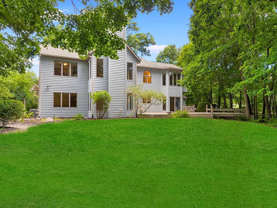 725 W Ct, Dunlap, IL 61525 Zillow