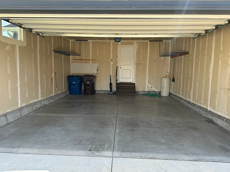 741 W Gallant Dr — Photo 35