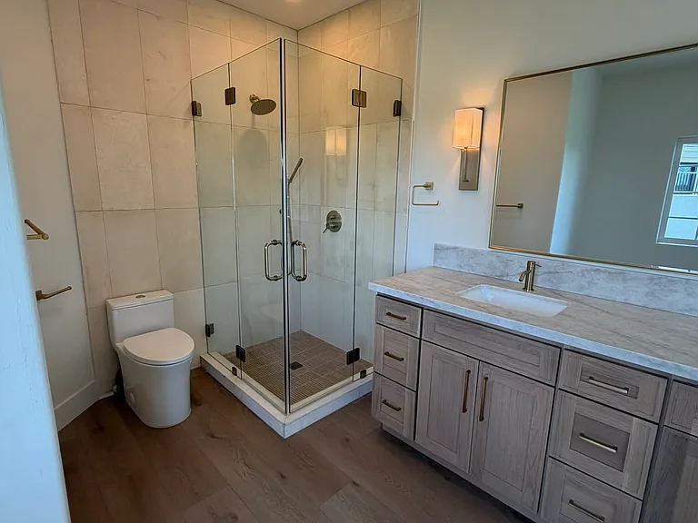 683 Marine View Ave #2 — Photo 16