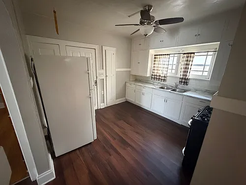 Floor plan 3746