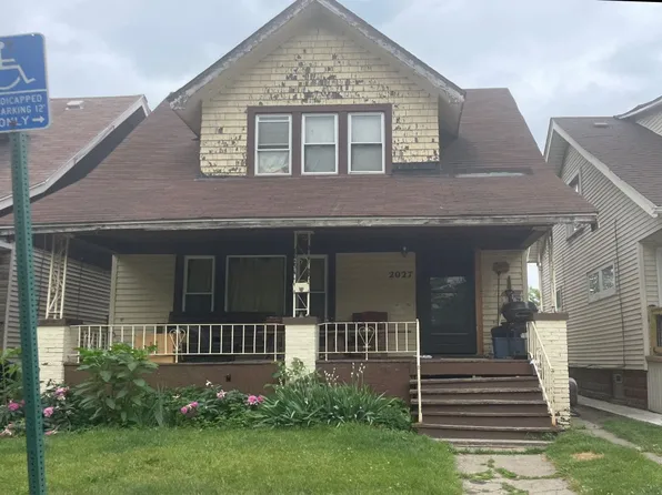 2027 Oakdale St, Detroit, MI 48209