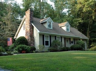 3083 Creek Rd, Honey Brook, PA 19344