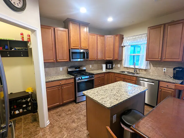 766 Village Club Dr — Photo 11