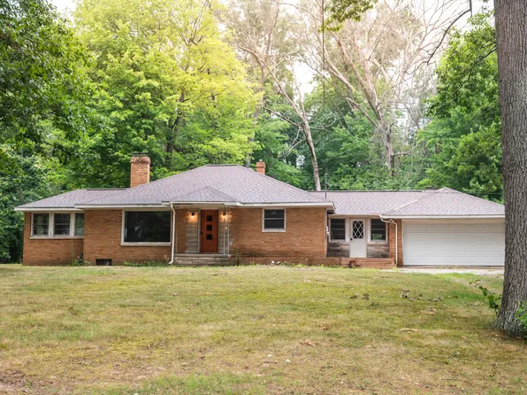 3788 E Pontaluna Rd, Fruitport, MI 49415