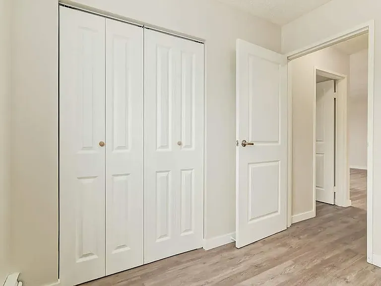 4102 43rd Ave #101 — Photo 7