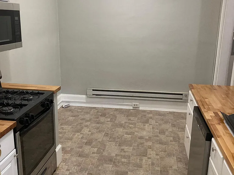 1132 Virginia Ave NE #11 — Photo 11