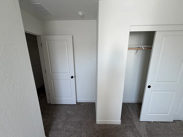 Bedroom 4 closet