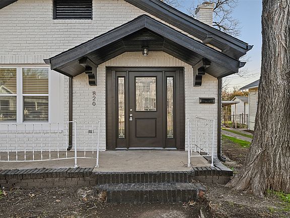 2nd image of 820 W College St