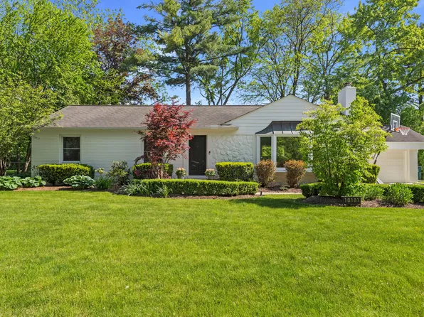 18181 Kirkshire Ave, Beverly Hills, MI 48025