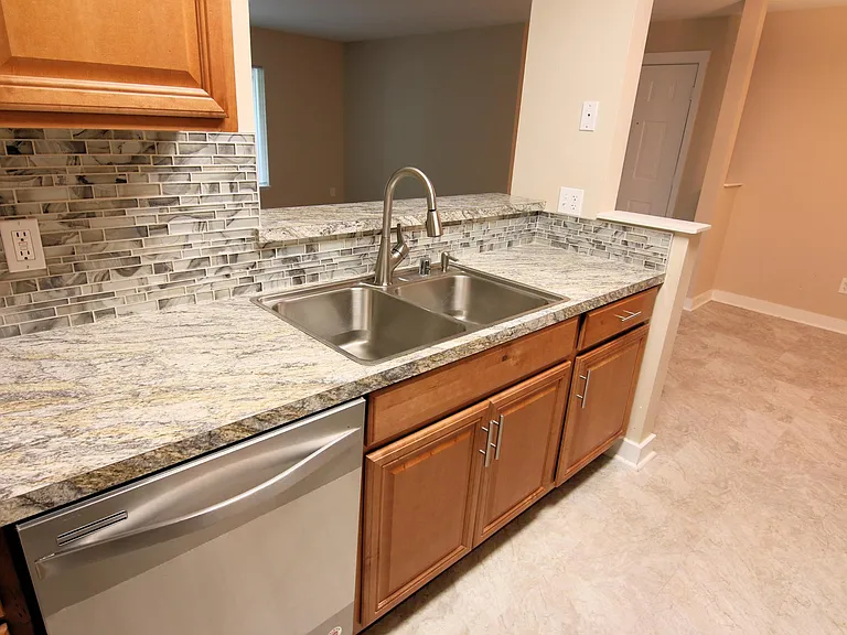 12303 Harbour Pointe Blvd #V202 — Photo 7