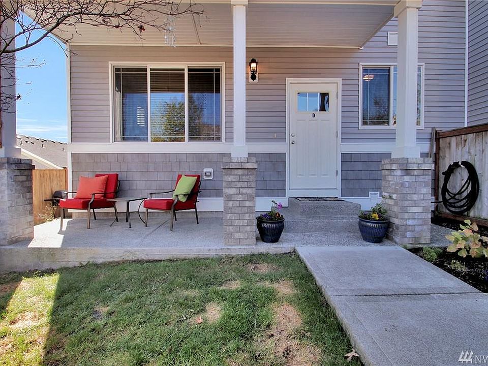 1st image of 520 Yauger Way NW #D
