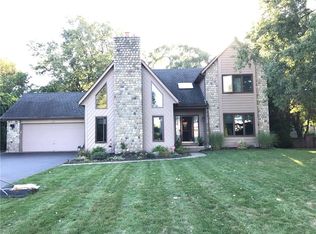 41 Woodstone Ln, Rochester, NY 14626