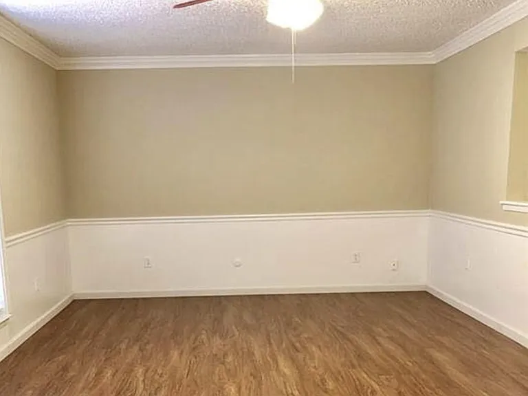 6327 Lynkat Ln — Photo 17