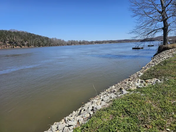 637 River Front Dr Lot 85-A/B, Clifton, TN 38425