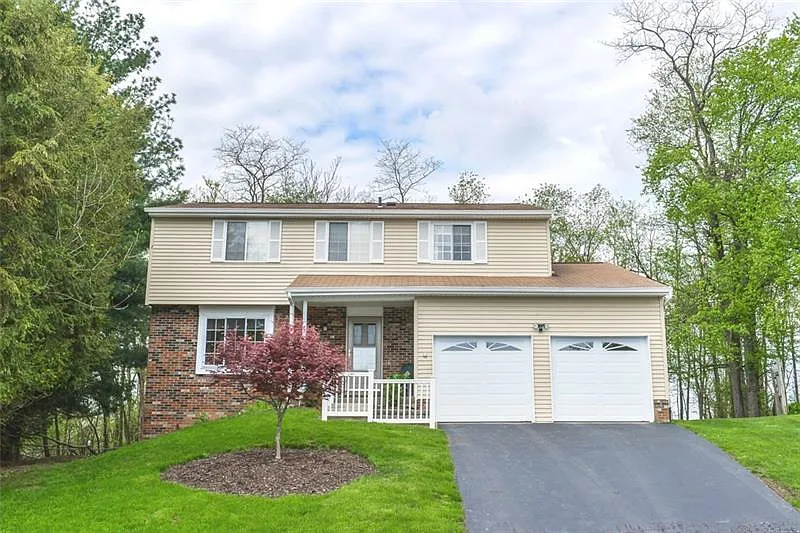 125 Opal Dr photo 1