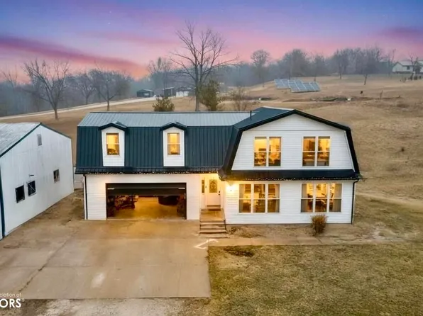 14585 116th St, West Burlington, IA 52655