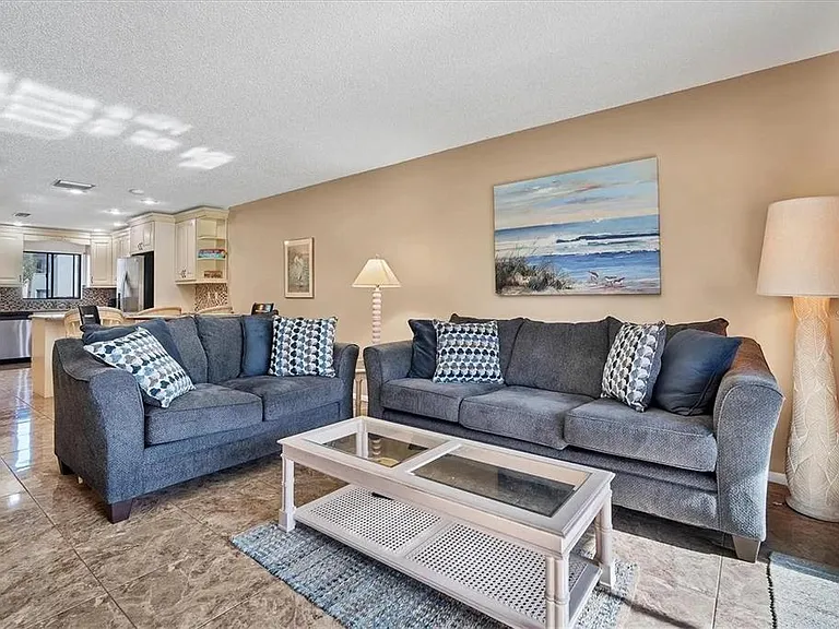 1624 Stickney Point Rd #108 — Photo 5
