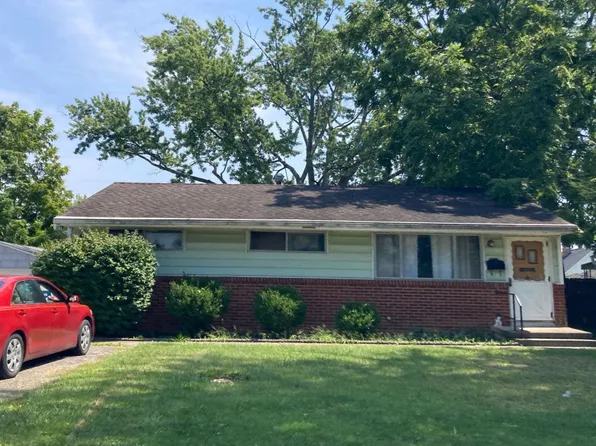 468 Smith Rd, Columbus, OH 43228