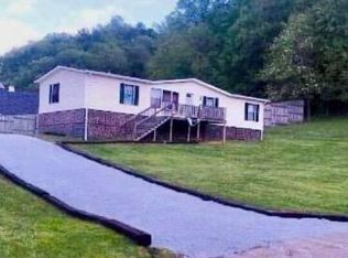 914 Pleasant Hill Pl, Bluff City, TN 37618