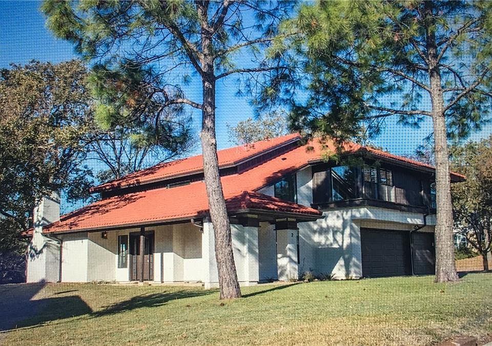 1st image of 2 Arrowhead Cir