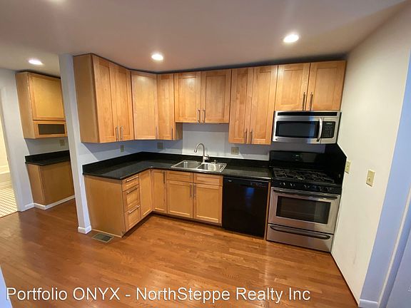 2nd image of 792 Dennison Ave APT 6