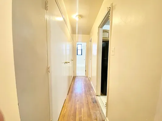 Rented by EastMount Realty LLC | media 8