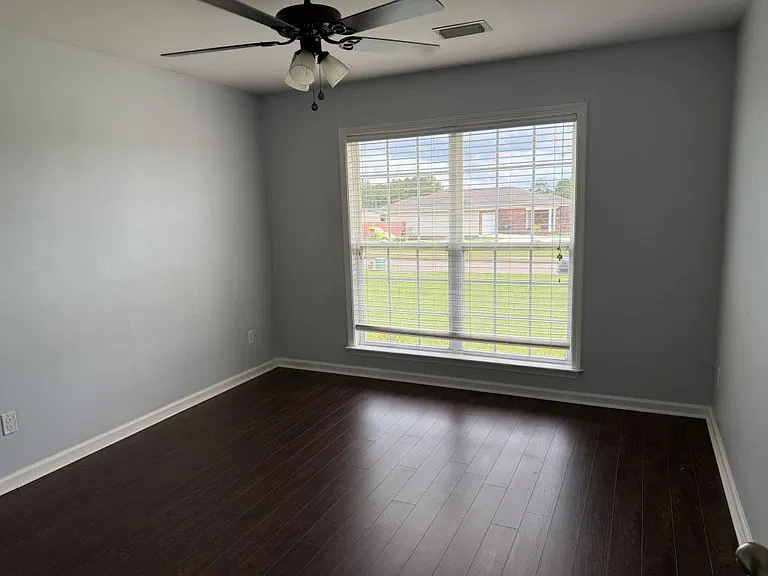 281 Griffith Ln — Photo 16