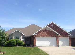 409 E Sequoia St, Republic, MO 65738