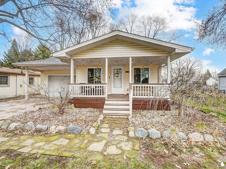 10712 Elmhurst St, Luna Pier, MI 48157 Zillow