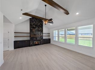 2061 Larry Ln, Bentonville, AR 72713