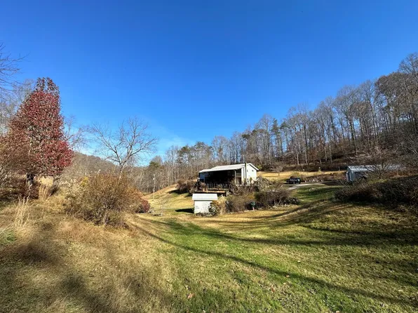 415 Private Road 11014, Pedro, OH 45659