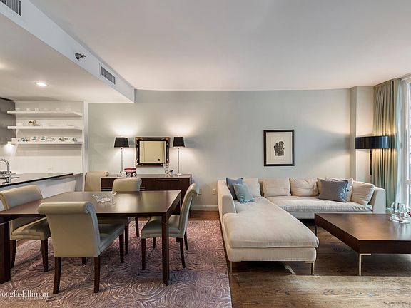 4th image of 133 W 22nd St APT 4F