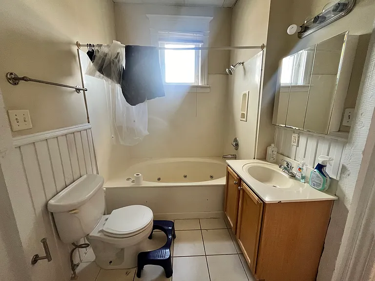 320 N 25th St #B — Photo 8