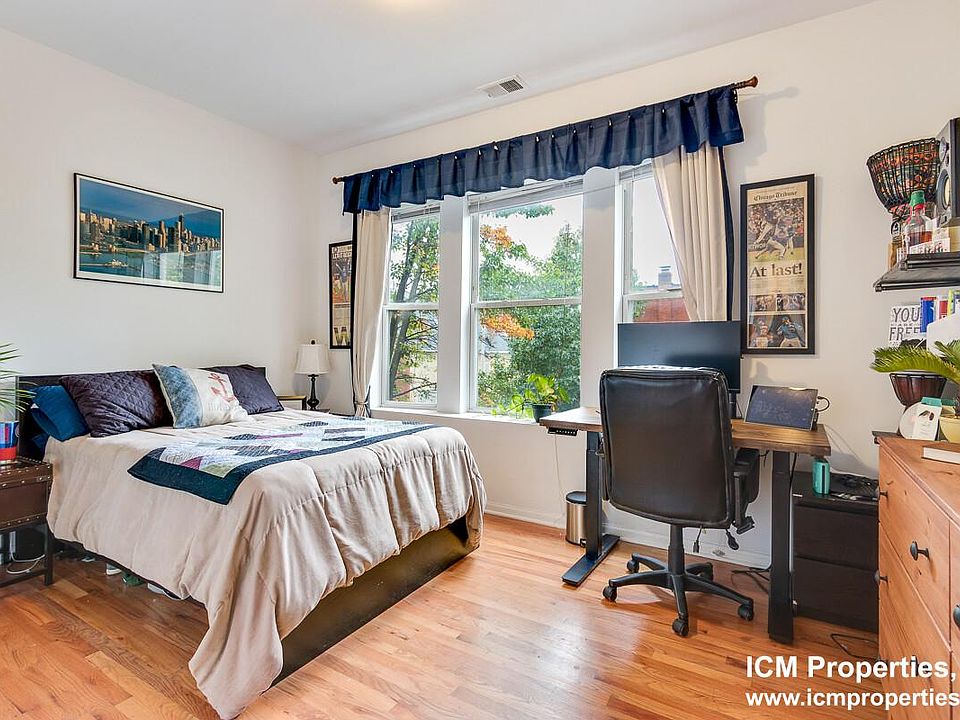 1st image of 1022 N Damen Ave #11E
