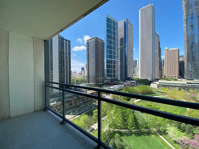 201 N Westshore Dr #1503 — Photo 16