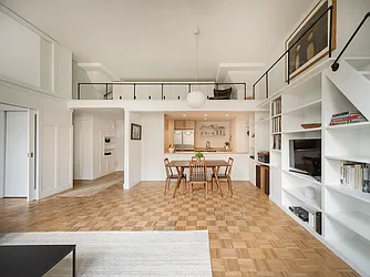 Sold by Nancy Packes Inc.