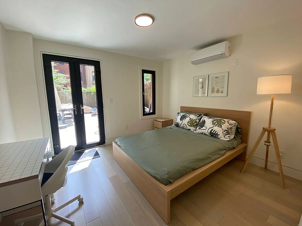 1st image of 232 W 123rd St #G
