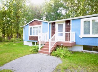 8500 Heather Cir, Anchorage, AK 99502