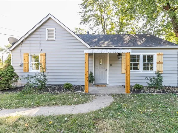 16109 E Cogan Ln, Independence, MO 64050