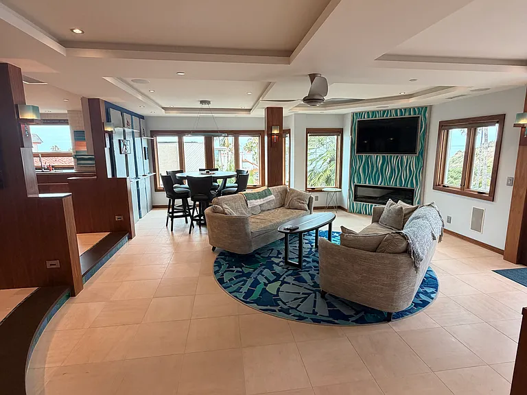 511 Avenida Del Mar #C — Photo 2